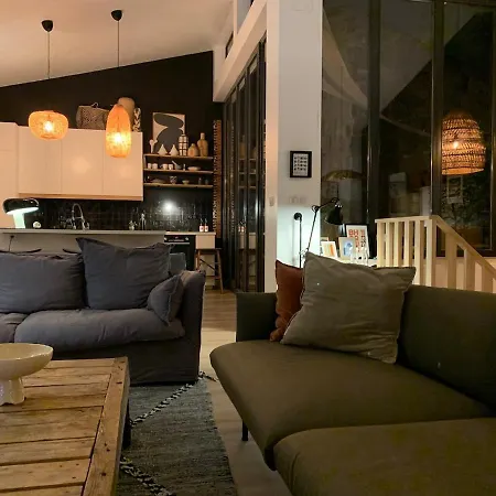 Townhouse, With 5 Bedrooms * Бордо