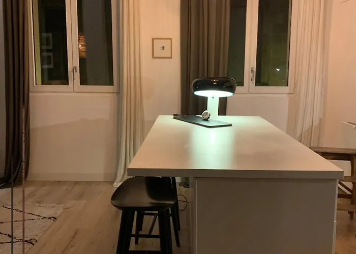 Townhouse, With 5 Bedrooms Burdeos